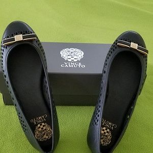 Vince Camuto Celindan Flats
